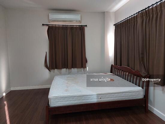 ให้เช่าบ้านแฝด2ชั้น 40ตรว. อยู่ถนน เลียบคลองสอง ซอยเดียวกับซาฟารีเวิลด์ ใกล้ห้างแฟชั่นไอส์แลนด์ ให้เช่า20,000/เดือน (เฟอร์นิเจอร์ครบ)  